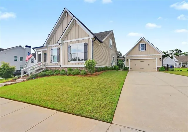 Photo 3 of Sale Pending at 943 Clubside, Monroe, GA 30655 | MLS# 7793024 | Listing updated on 2026-08-28