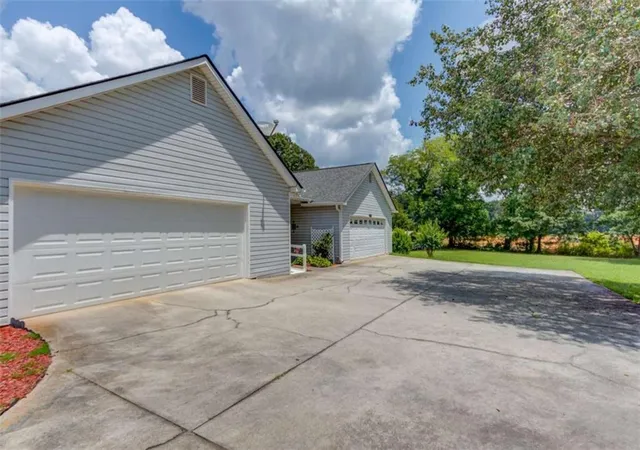 4th image of 929 Ga Hwy 81, Loganville, GA 30052 | MLS# 7815566