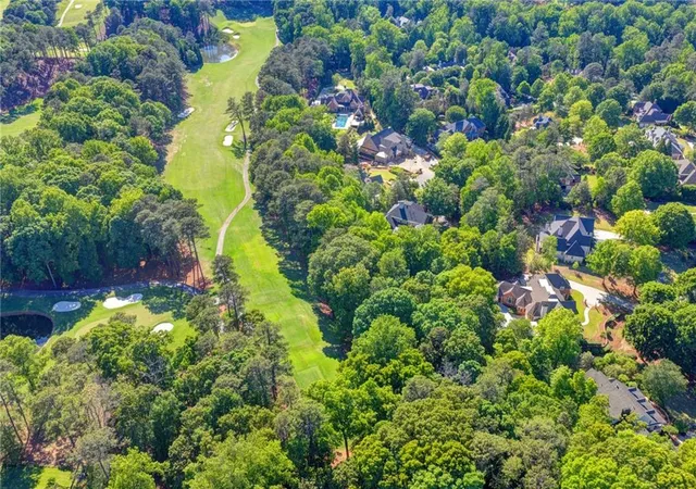 Photo 121 of Single family home for sale at 520 Old Cobblestone Dr, Sandy Springs, GA 30350 | MLS# 7748192 | Listing updated on 2026-09-08