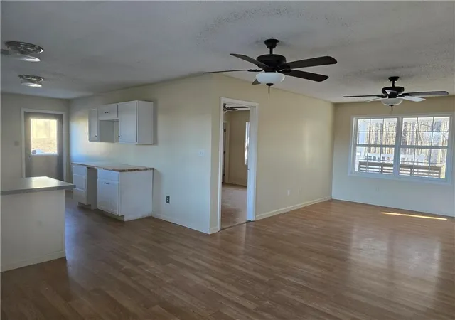 Photo 3 of Single family home for sale at 1610 Mulberry Rock Rd, Dallas, GA 30157 | MLS# 7829519 | Listing updated on 2026-08-30