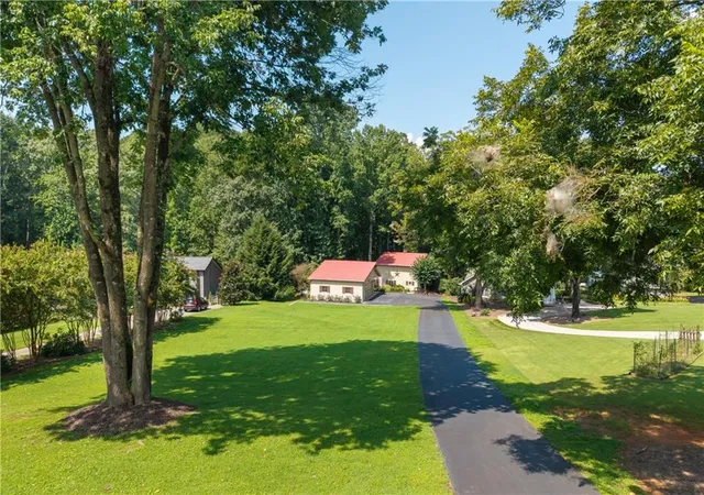 Photo 1 of Sale Pending at 346 Indian Cvs Dr, Dawsonville, GA 30534 | MLS# 7821870 | Listing updated on 2026-08-29