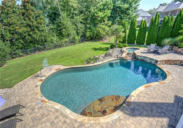 Photo 3 of Single family home for sale at 1043 Meadow Clb Ct, Suwanee, GA 30024 | MLS# 7822812 | Listing updated on 2026-09-20