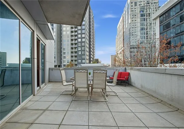 4th image of 44 Peachtree Pl Ne #424, Atlanta, GA 30309 | MLS# 7686018