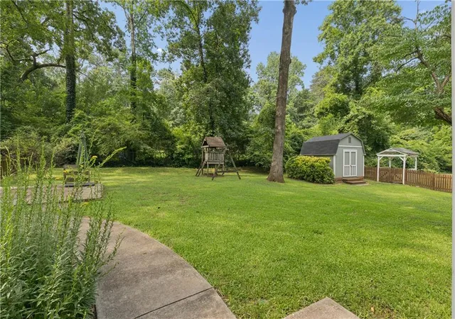 4th image of 1246 Otello Ave, Clarkston, GA 30021 | MLS# 7794805