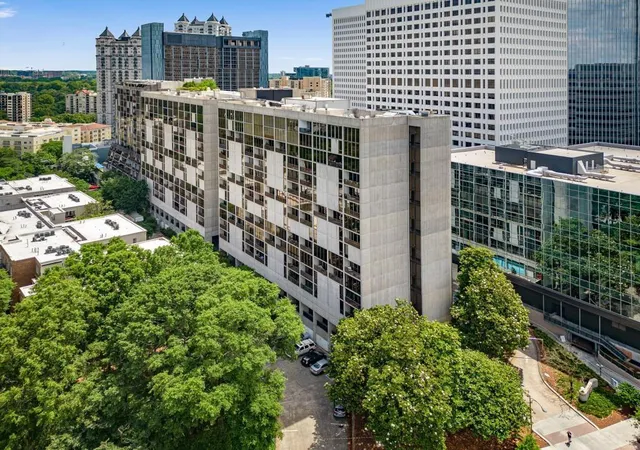 Listing Photo 2 - Condo for sale in building located at 145 15th St NE Unit 826, Atlanta, GA 30309 - Unit #826