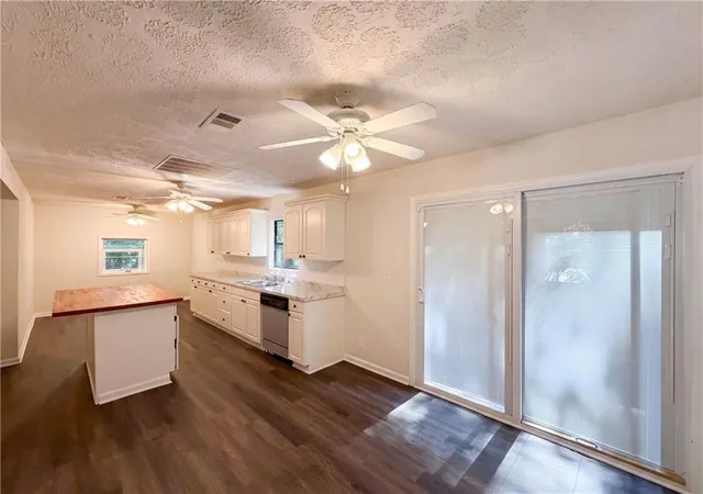 2nd image of 3808 Shane Ct, Ellenwood, GA 30294 | MLS# 7808074
