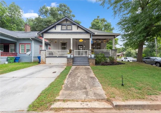 Photo 1 of Single family home for sale at 1367 Lucile Ave Sw, Atlanta, GA 30310 | MLS# 7860881 | Listing updated on 2026-10-30