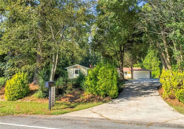 Photo 1 of Single family home for sale at 1100 Boat Rock Rd, Atlanta, GA 30331 | MLS# 7846261 | Listing updated on 2026-10-23