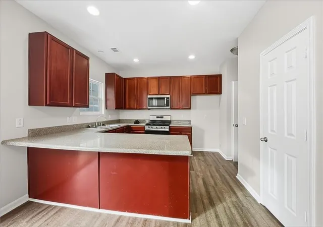 Photo 3 of Single family home for sale at 296 Hiawassee Dr, Woodstock, GA 30188 | MLS# 7829696 | Listing updated on 2026-09-16
