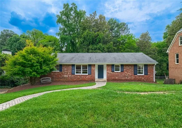 2nd image of 2538 Birchwood Dr Ne, Atlanta, GA 30305 | MLS# 7780066