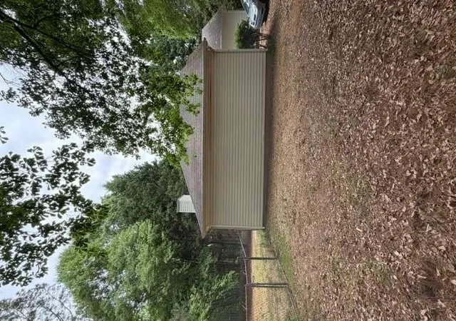 Photo 3 of Single family home for sale at 882 Whispering Way, Winder, GA 30680 | MLS# 7759771 | Listing updated on 2026-08-26