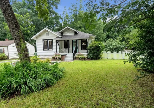 Photo 31 of Single family home for sale at 1608 Carroll Dr Nw, Atlanta, GA 30318 | MLS# 7811606 | Listing updated on 2026-08-05