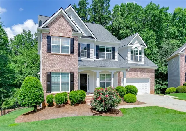 2nd image of 4172 Morning Rise Dr, Suwanee, GA 30024 | MLS# 7806750
