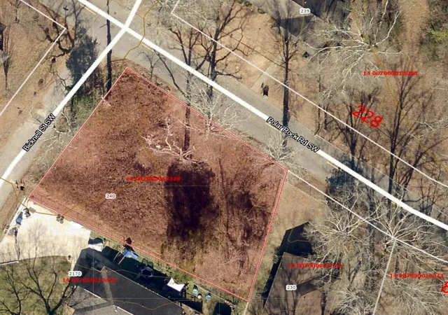 Photo 3 of Land for sale at 240 Polar Rock Rd Sw, Atlanta, GA 30315 | MLS# 7822537 | Listing updated on 2026-08-17
