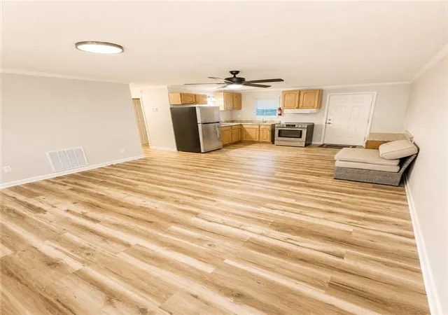 Photo 3 of Single family home for sale at 100 Horton Dr, Eatonton, GA 31024 | MLS# 7758466 | Listing updated on 2026-09-22