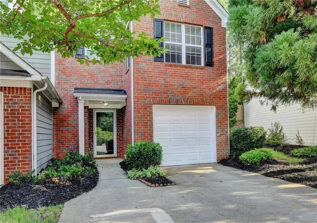 Photo 3 of Sale Pending at 2636 Waverly Hills Dr, Lawrenceville, GA 30044 | MLS# 7790372 | Listing updated on 2026-09-05