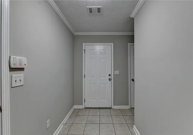 Photo 4 of Sale Pending at 2636 Waverly Hills Dr, Lawrenceville, GA 30044 | MLS# 7790372 | Listing updated on 2026-09-05