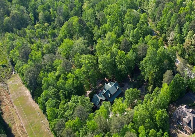 2nd image of 393 Edwards Rd, Oxford, GA 30054 | MLS# 7757010