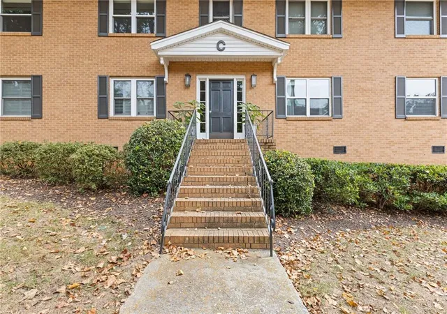 Photo 24 of Sale Pending at 3510 Roswell Rd #C2, Atlanta, GA 30305 | MLS# 7785937 | Listing updated on 2026-08-29