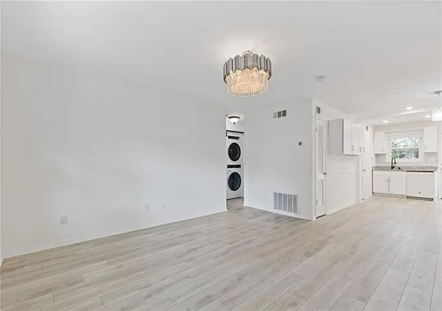 Photo 2 of Sale Pending at 3510 Roswell Rd #C2, Atlanta, GA 30305 | MLS# 7785937 | Listing updated on 2026-08-29