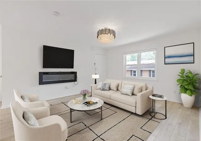 Photo 3 of Sale Pending at 3510 Roswell Rd #C2, Atlanta, GA 30305 | MLS# 7785937 | Listing updated on 2026-08-29