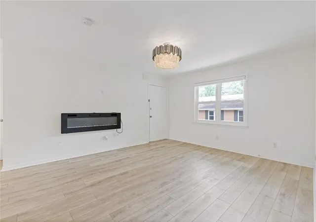 Photo 4 of Sale Pending at 3510 Roswell Rd #C2, Atlanta, GA 30305 | MLS# 7785937 | Listing updated on 2026-08-29