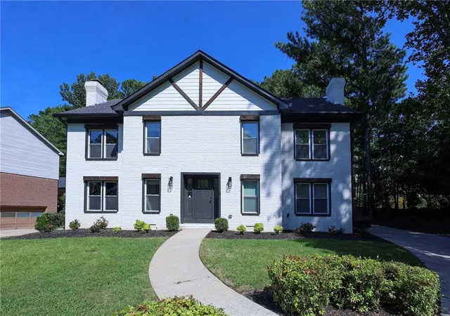 Photo 1 of Multi family home for sale at 150 Hunters Cvs, Roswell, GA 30076 | MLS# 7828262 | Listing updated on 2026-08-29
