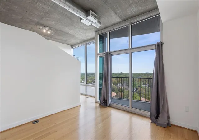 3rd image of 923 Peachtree St Ne #1334, Atlanta, GA 30309 | MLS# 7791325