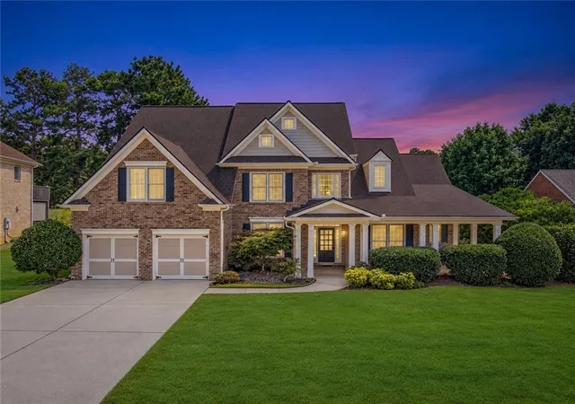 Photo 1 of Single family home for sale at 2985 Ivy Brk Ln, Buford, GA 30519 | MLS# 7822549 | Listing updated on 2026-09-02