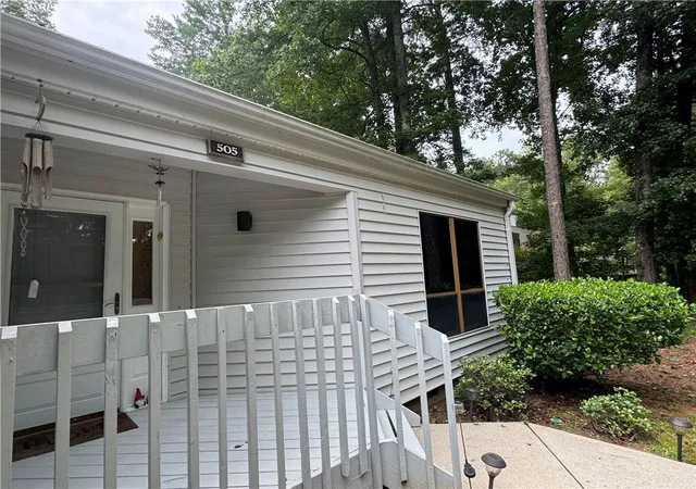 Photo 2 of Townhouse for sale at 505 Willow Way, Villa Rica, GA 30180 | MLS# 7821422 | Listing updated on 2026-08-15