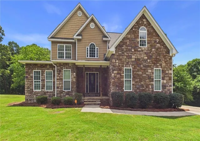 4th image of 450 E End Rd, Covington, GA 30014 | MLS# 7804272