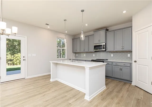 2nd image of 380 Jasmine Woods Dr, Lawrenceville, GA 30046 | MLS# 7796342