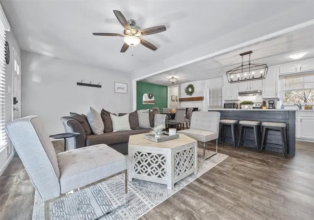 4th image of 4283 Hiram Lithia Springs Rd Sw, Powder Springs, GA 30127 | MLS# 7783443
