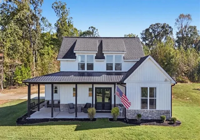 Photo 1 of Single family home for sale at 533 Lively Rd, Waco, GA 30182 | MLS# 7858370 | Listing updated on 2026-10-24
