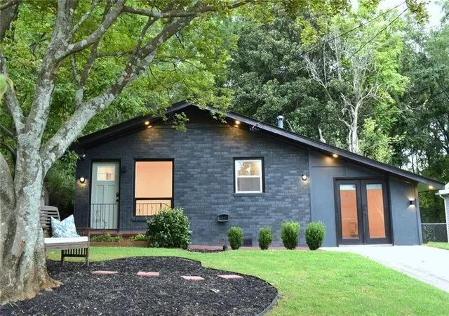 26th image of 1265 Calhoun Ave, Atlanta, GA 30344 | MLS# 7708946