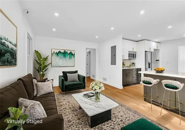 5th image of 1265 Calhoun Ave, Atlanta, GA 30344 | MLS# 7708946