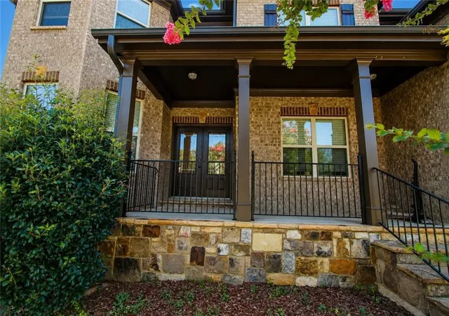 Photo 4 of Single family home for sale at 1321 Azalea Brk Dr, Lawrenceville, GA 30043 | MLS# 7805203 | Listing updated on 2026-09-10