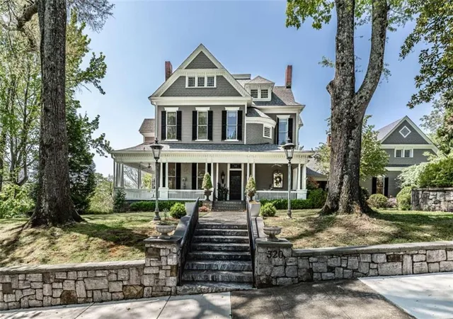2nd image of 320 E 3rd Ave E, Rome, GA 30161 | MLS# 7752976