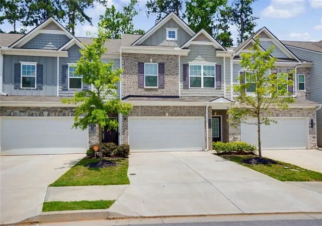 1st image of 2030 Ravencliff Rd, Austell, GA 30168 | MLS# 7800377
