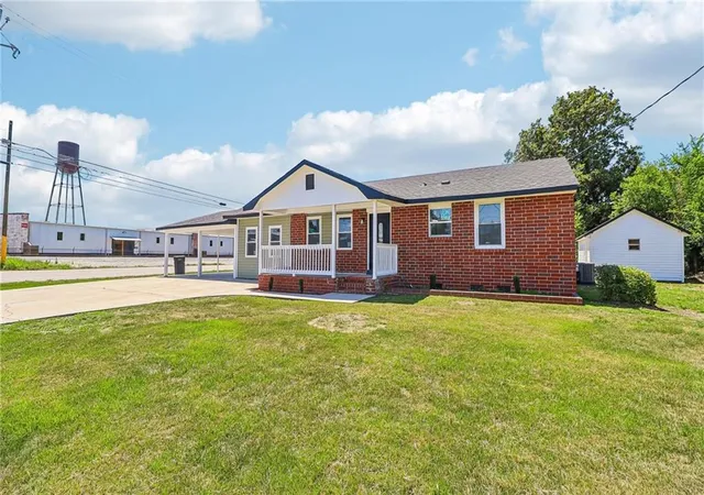 4th image of 1802 Lokey St, Augusta, GA 30904 | MLS# 7827879