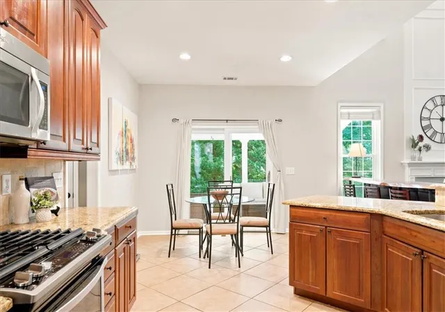 Homes for sale in Marietta, GA | 1462 Gateview Cir, Marietta, GA 30062 | MLS# 7790428