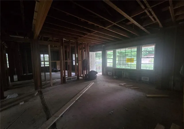 4th image of 343 Laquita Dr Se, Atlanta, GA 30315 | MLS# 7773259