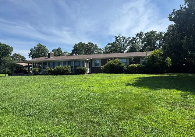 Photo 1 of Single family home for sale at 2113 Union Grv Church Rd Se, Adairsville, GA 30103 | MLS# 7789031 | Listing updated on 2026-09-24