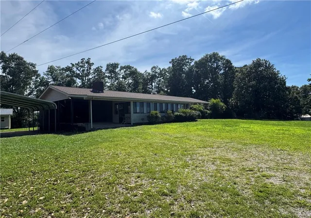 Photo 3 of Single family home for sale at 2113 Union Grv Church Rd Se, Adairsville, GA 30103 | MLS# 7789031 | Listing updated on 2026-09-24