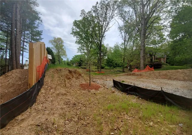 3rd image of 1206 Windsor Pkwy Ne, Brookhaven, GA 30319 | MLS# 7712946