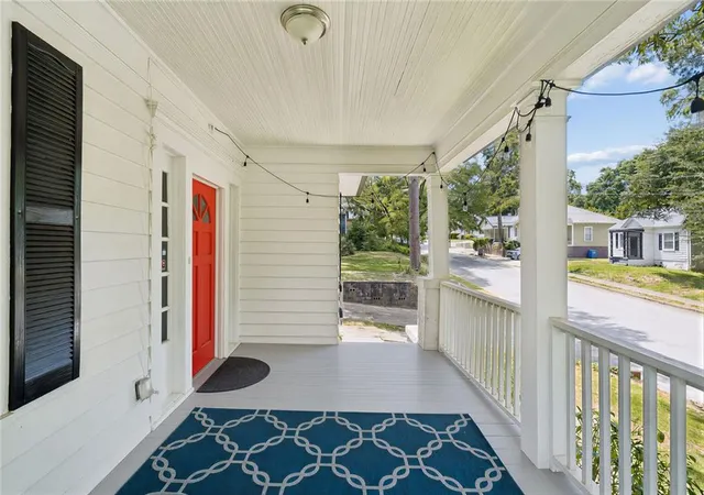 Photo 2 of Single family home for sale at 1026 Astor Ave Sw, Atlanta, GA 30310 | MLS# 7798099 | Listing updated on 2026-08-29