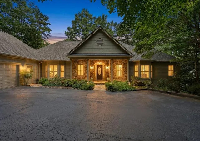 Photo 2 of Sale Pending at 150 Summit Dr, Jasper, GA 30143 | MLS# 7780410 | Listing updated on 2026-08-29