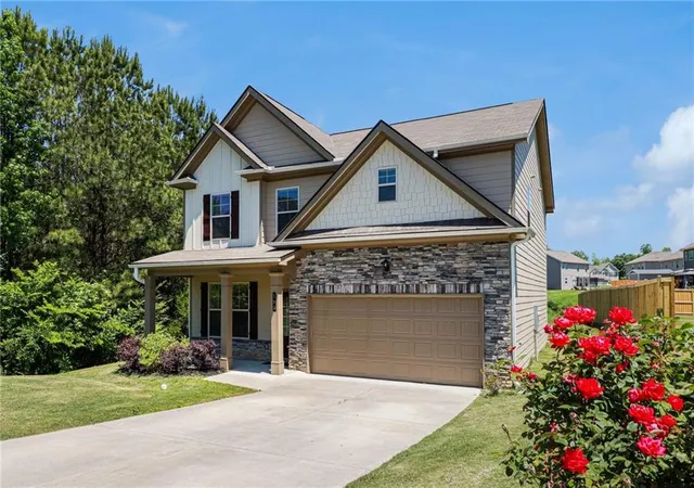 Photo 2 of Sale Pending at 105 Mcentyre Ct, Calhoun, GA 30701 | MLS# 7772257 | Listing updated on 2026-10-03