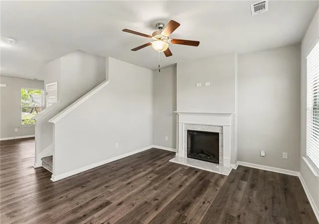 Photo 4 of Sale Pending at 105 Mcentyre Ct, Calhoun, GA 30701 | MLS# 7772257 | Listing updated on 2026-10-03