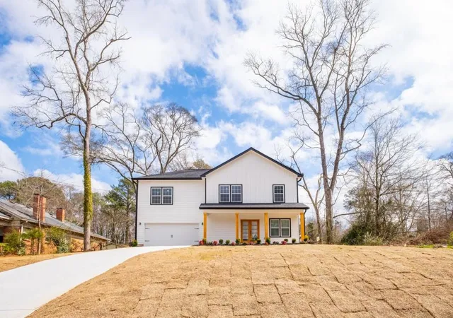 Photo 3 of Sale Pending at 165 Strickland St, Fairburn, GA 30213 | MLS# 7804903 | Listing updated on 2026-10-04